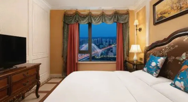 Люкс Classic ZiYu Riverview Apartments