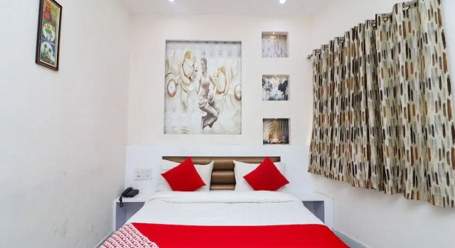 OYO 37492 Fab Home Stay, Забронировать Отель Нагла-Димар штат Уттар-Прадеш