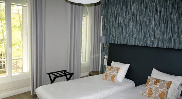 Двухместный номер Standard с балконом Régina Boutique Hotel