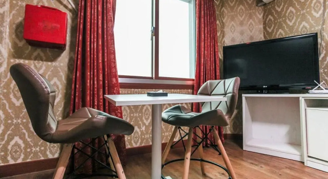 Seogwipo Queen Hotel, Забронировать Отель Отели Согвипхо с парковкой, рядом с Реабилитационная клиника «Зоунс» в Чеджу, Парковка