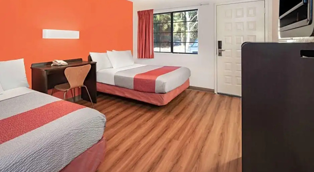 Номер Standard Motel 6-Thousand Oaks, CA