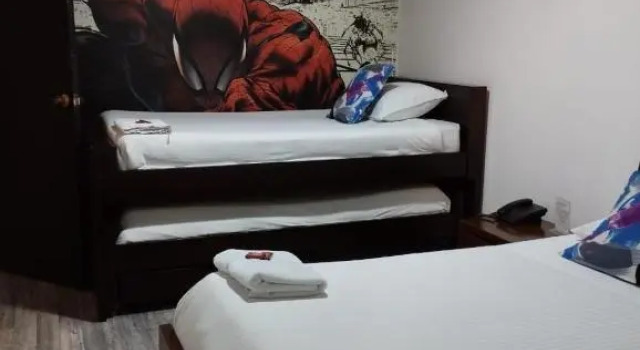 Четырёхместный номер Standard Hotel COMIC CITY