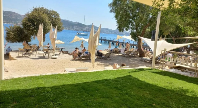 Farrys Boutique Hotel and Beach Club