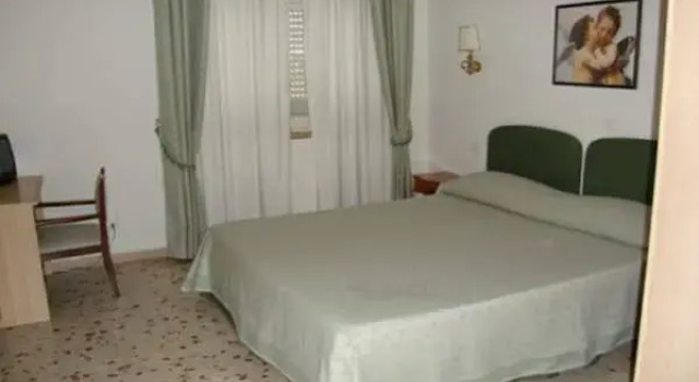 Hotel Villa Del Sole, Book Hotel Terracina Lazio Coast