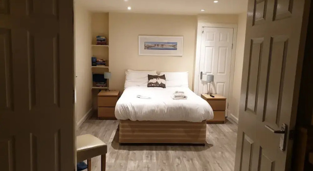 Stunning Shore Front House in Historic Cellardyke, Buchen Sie Ferienwohnung Hotels in Cellardyke mit Parkplatz, Parkplätze