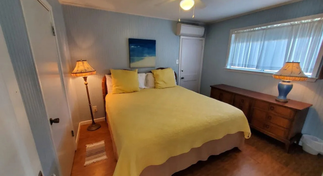 Двухместное бунгало c 1 комнатой с балконом Sea and Sands Cottages