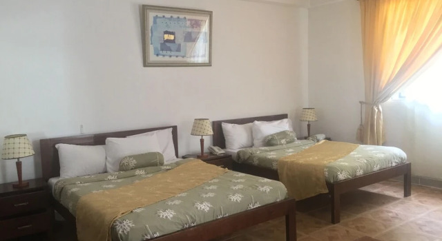 Embassy Suites Hotels & Restaurant, Buchen Sie Hotel Monrovia Greater Monrovia