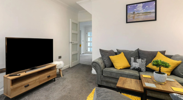 Ocean Waves - Ground Floor Apartment Pet Friendly Enclosed Garden, Забронировать Апартаменты/квартира Апартаменты Carmarthenshire, Апартаменты/квартира