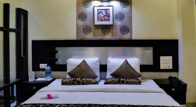Двухместный номер Deluxe Regal Hotel