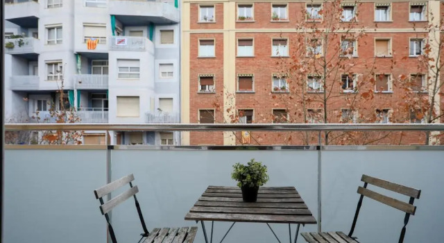 BBarcelona Sagrada Familia Flats, Забронировать Отель Отели Барселоны 4 звезды, рядом с Госпиталь Святого Креста и Святого Павла, 4*