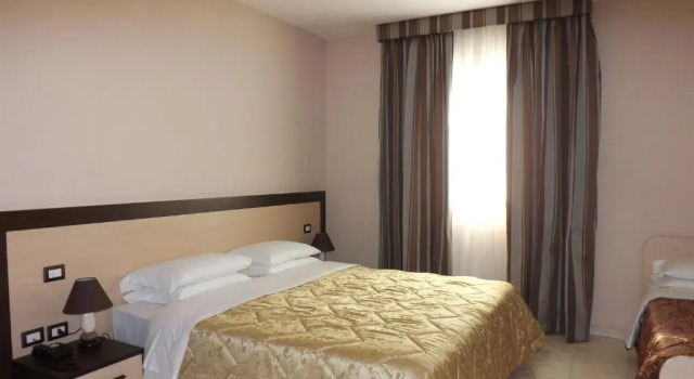 Двухместный номер Superior Hotel De La Ville Relais
