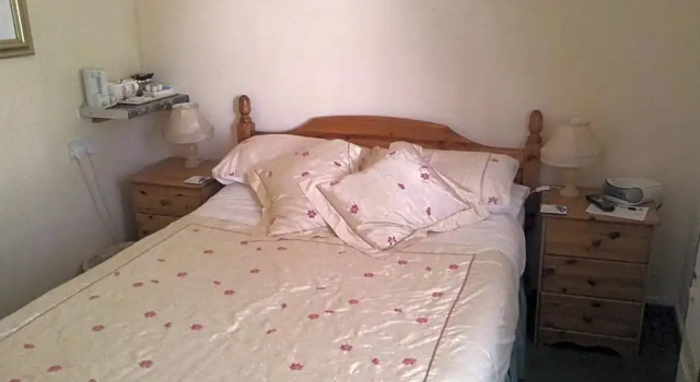 Kingfisher Cottage, Reservar Casa de férias Moradias em Merseyside, Vila