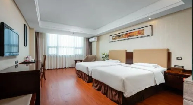 Двухместный номер Standard Yicheng Lanbowan Hotspring Holiday Hotel