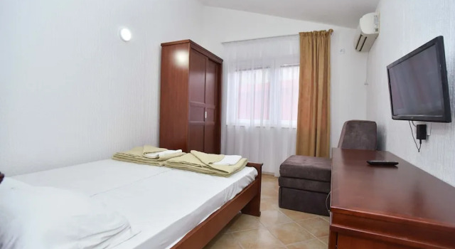 Hotel Galeb, Book Hotel Čanj Bar County