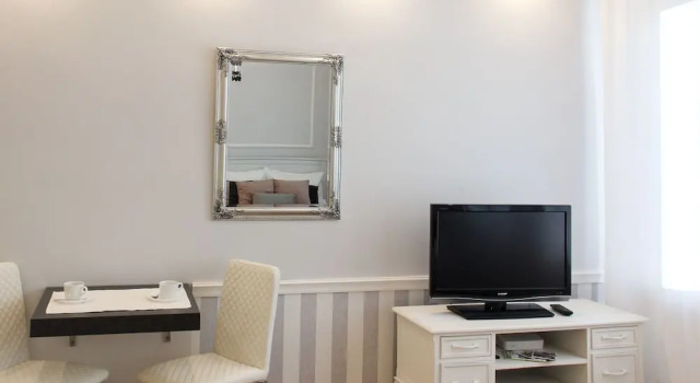 Piekna Downtown Apartment, Забронировать Апартаменты/квартира Средместье Варшава, рядом с Кабинет президента Польши