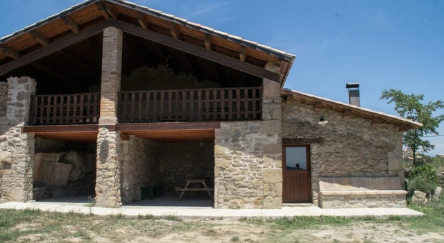 El Forner, Rezerwuj Hotel Hotele w Serrateix z parkingiem, Parking