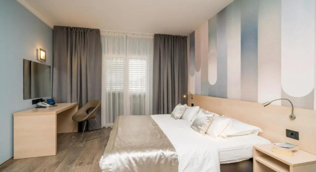Двухместный номер Standard с балконом Berkeley Hotel
