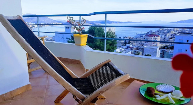 Кровать в общем номере (женский номер) Hakuna Matata Hostel