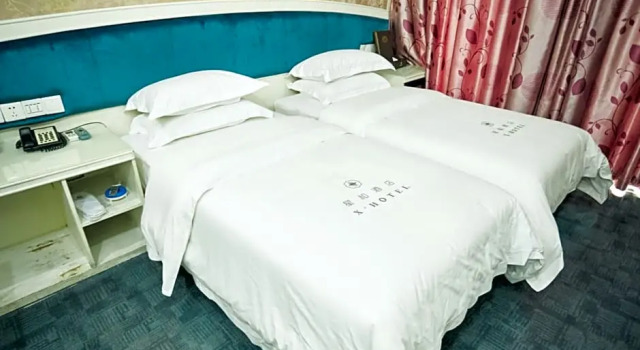 Номер Deluxe Xinghe Xinfeng Hotel Railway Station & Bus Station Branch