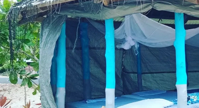 Четырёхместный номер Standard с красивым видом из окна Jaymy Beach Fales