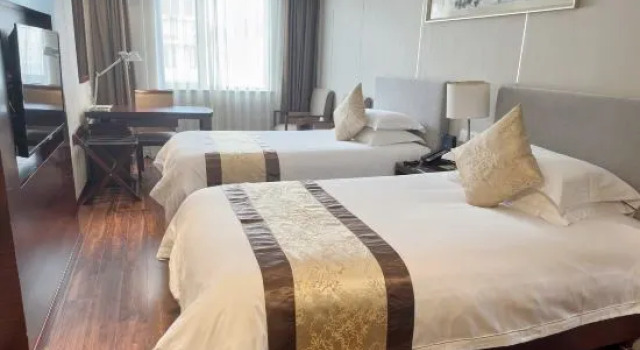 Семейный номер Standard Yan'an Hotel - Shanghai