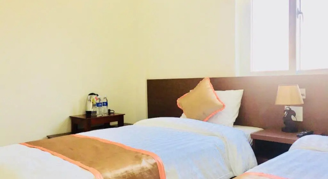 Номер Deluxe Hưng Long Hostel
