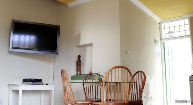Апартаменты Executive Millsborough Guest Apartments
