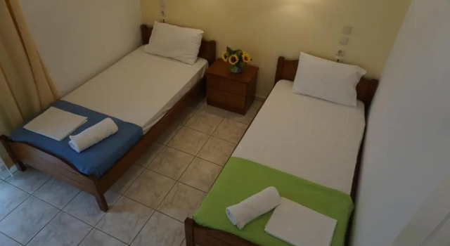 Четырёхместный номер Standard Iraklis Hotel