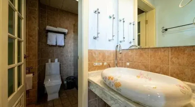 Люкс Superior Super 8 Hotel (Shanghai Outlet Lushen Road)