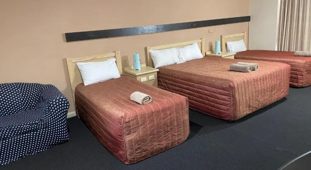 Семейный номер Standard Countryman Motor Inn Cowra