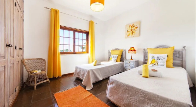 Villa Palms, Rezerwuj Willa Hotele w Algarve z parkingiem, Parking