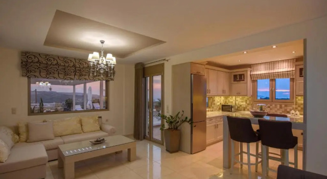 Вилла Golden Sky Villa