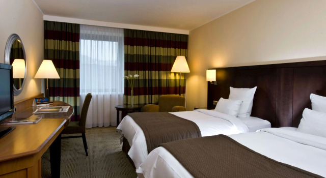 Radisson Blu Hotel & Conference Centre, Salzburg, Забронировать Отель Отели Окрестностей Зальцбурга с парковкой, рядом с Моцартеум, Парковка