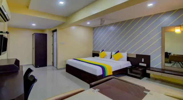 Номер Deluxe Itsy Hotels Prince Regency