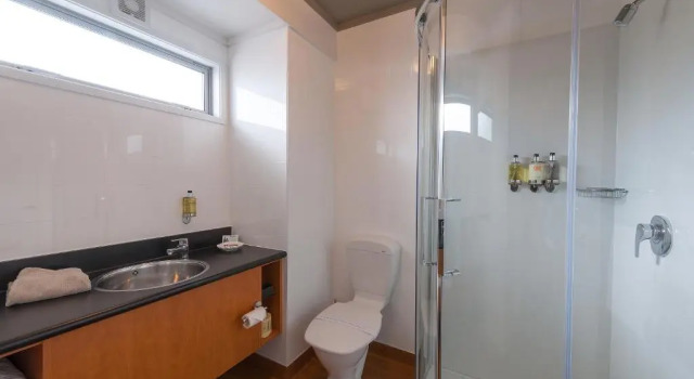 Номер Standard с балконом Beachcomber Inn Picton
