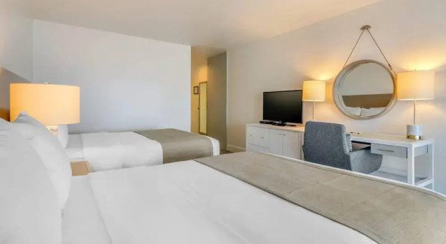 Четырёхместный номер Standard с балконом и с видом на океан Bayside Resort, an Ascend Collection Resort