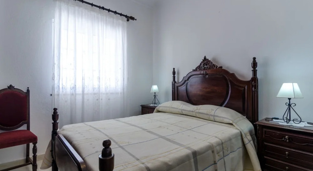 Charming 3BR Villa With Pool in Armação de Pêra, Rezervovat Vila Chaty v Algarve, Chalupa