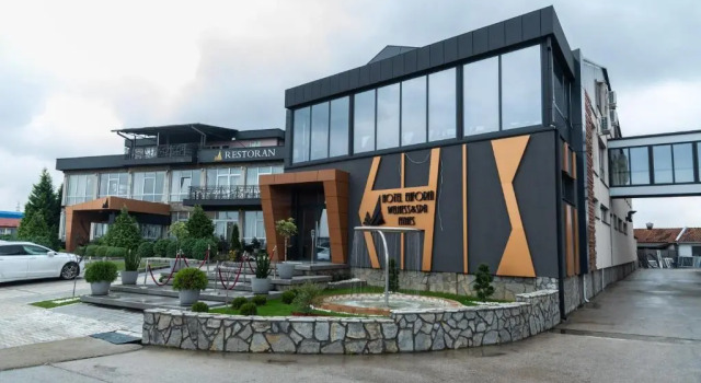 Hotel Euforia Lounge, Buchen Sie Hotel Šabac Zentralserbien