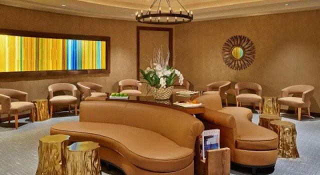 Aspen St Regis Resort Hotel Room With 2 Queens, Забронировать Курортный отель Курортные отели Аспен, Курортный отель