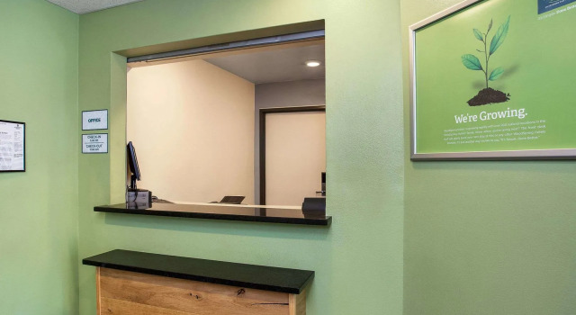 Extended Stay America Select Suites - Pensacola - Northeast, Забронировать Отель Ферри-Пасс США