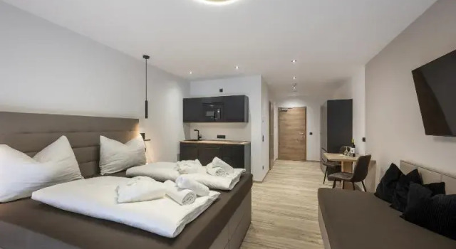 Goldhirsch Aparthotel, Забронировать Отель Ваграйн Salzburger Sportwelt