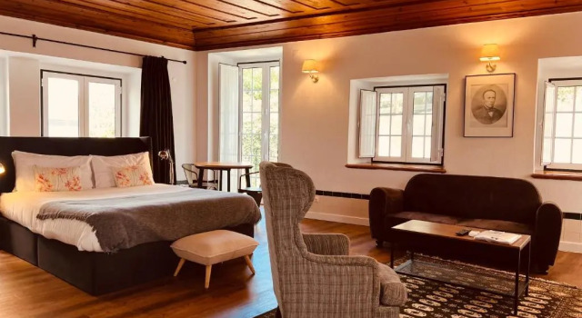 Люкс с балконом Sintra1012 Boutique Guesthouse
