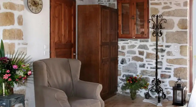 Elounda Traditional Art Suites