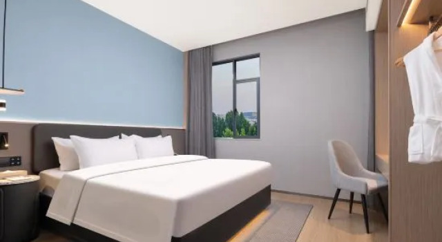Семейный люкс Deluxe Country Inn & Suites by Radisson