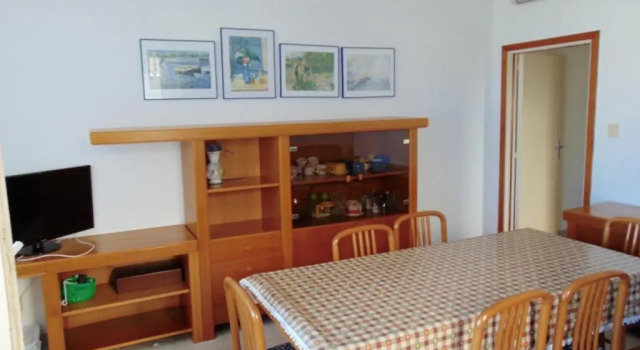 M263 - Marcelli, trilocale con portico fronte mare, Rezervovat Hotel Marcelli 