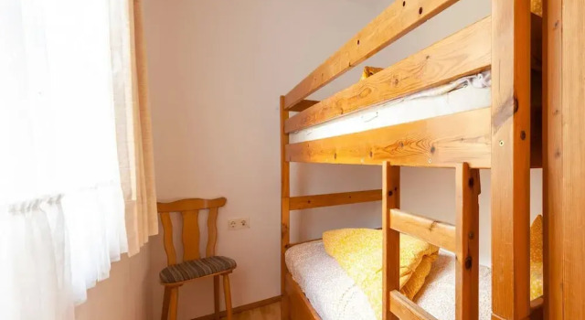 Апартаменты Comfort Comfortable Apartment in Mayrhofen With Garden