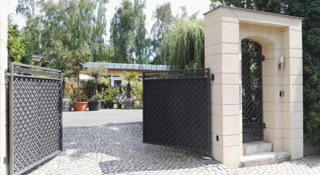 Апартаменты FeWo mit 2 Bädern und 2 Schlafzimmern