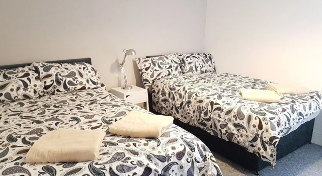 Kensington Townhouse, Забронировать Дом для отпуска Коттеджи Ливерпуля, рядом с The Devonshire, Коттедж
