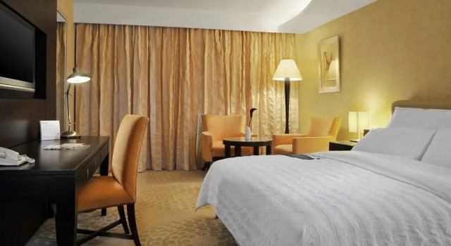 Номер Classic Le Meridien Pyramids Hotel & Spa