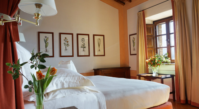 Castello Banfi - Il Borgo - Relais et Chateaux, Забронировать Отель СПА-отели Валь д’Орча, SPA-услуги